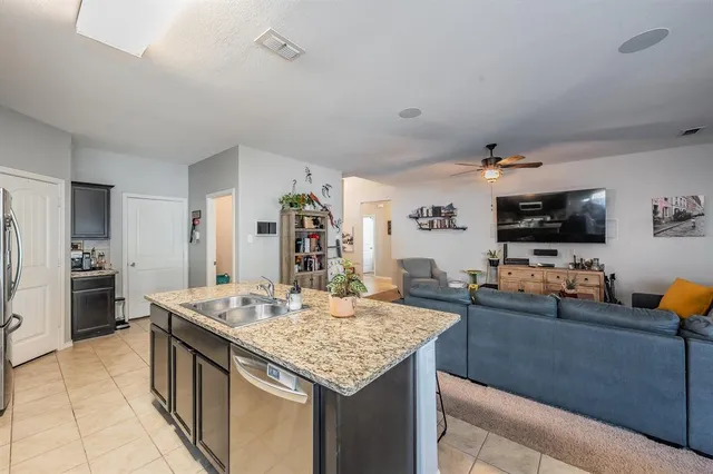 $290,000 | 1124 Forest Glen, Azle, TX 76020