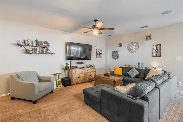 $290,000 | 1124 Forest Glen, Azle, TX 76020