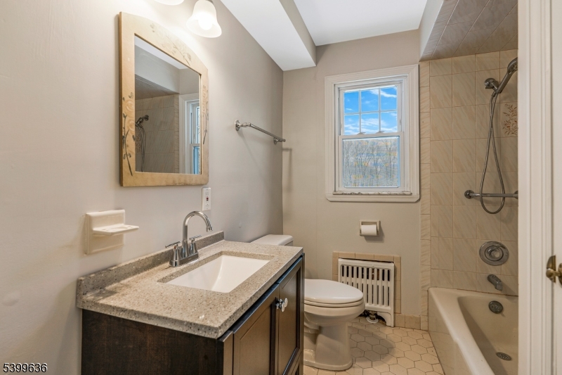 111 King George Road Warren, NJ 07059 - Photo 21 of 41