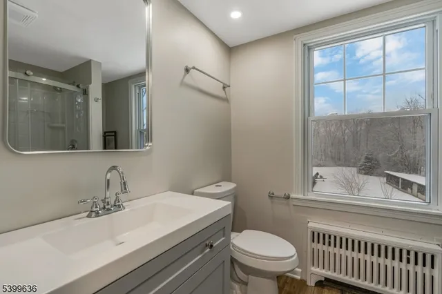 $4,000 | 111 King George Road, Warren, NJ 07059