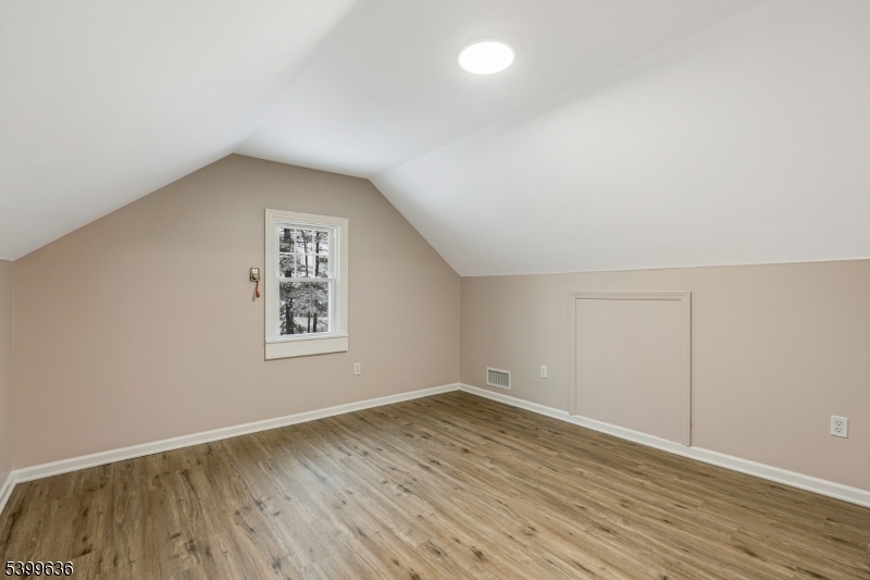 111 King George Road Warren, NJ 07059 - Photo 25 of 41