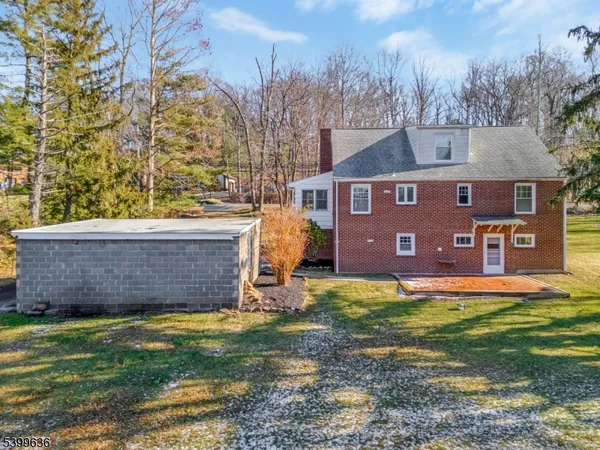 $4,000 | 111 King George Road, Warren, NJ 07059