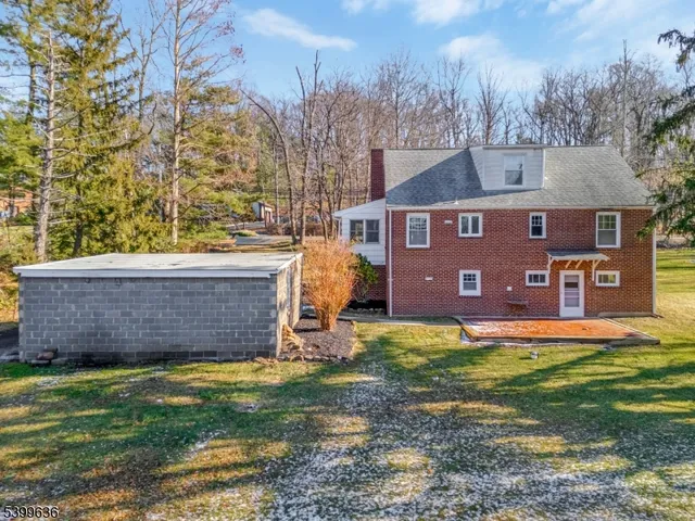 $4,000 | 111 King George Road, Warren, NJ 07059