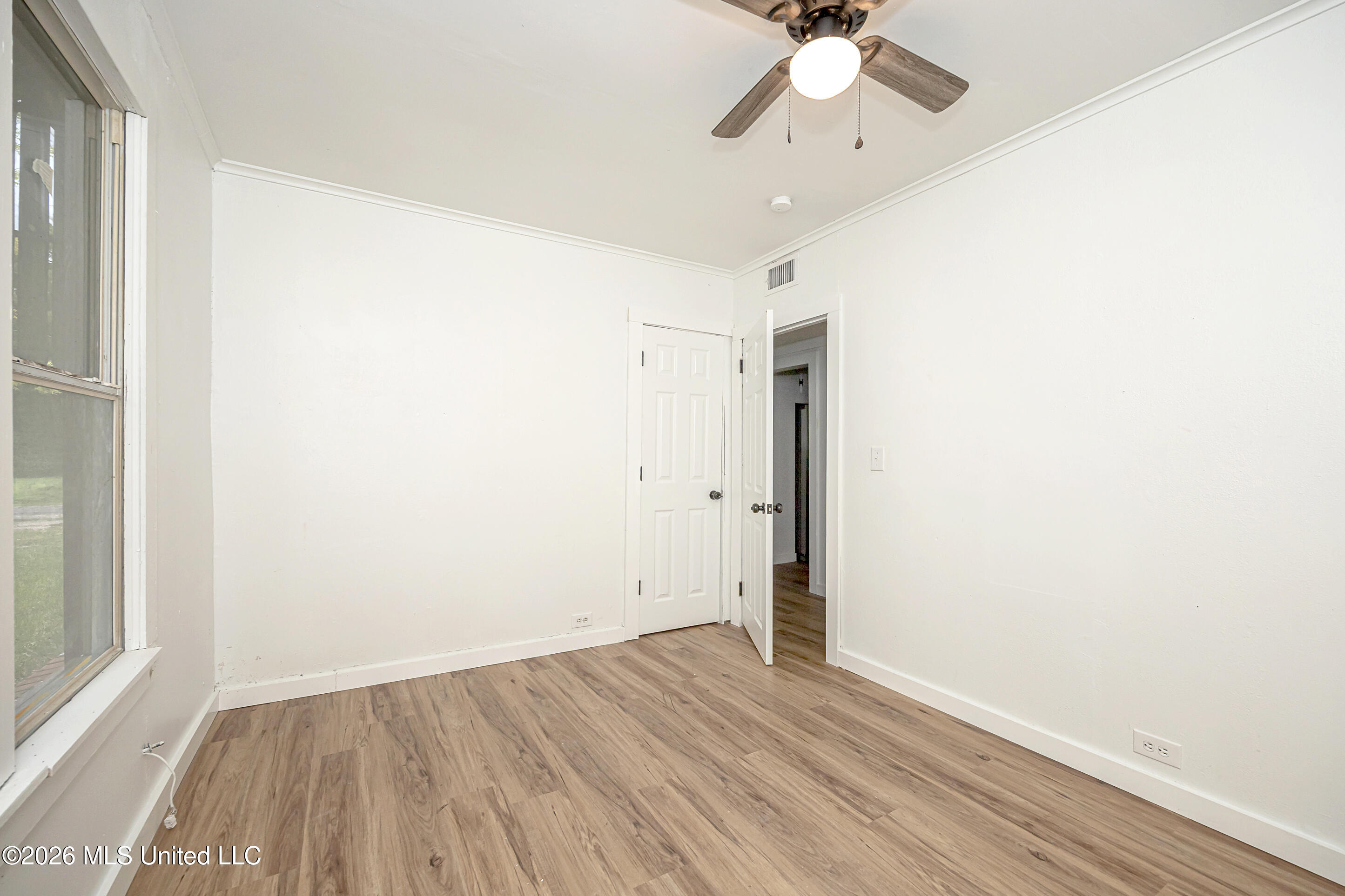 4406 Richard Street Moss Point, MS 39563 - Photo 14 of 39 IMG_4856