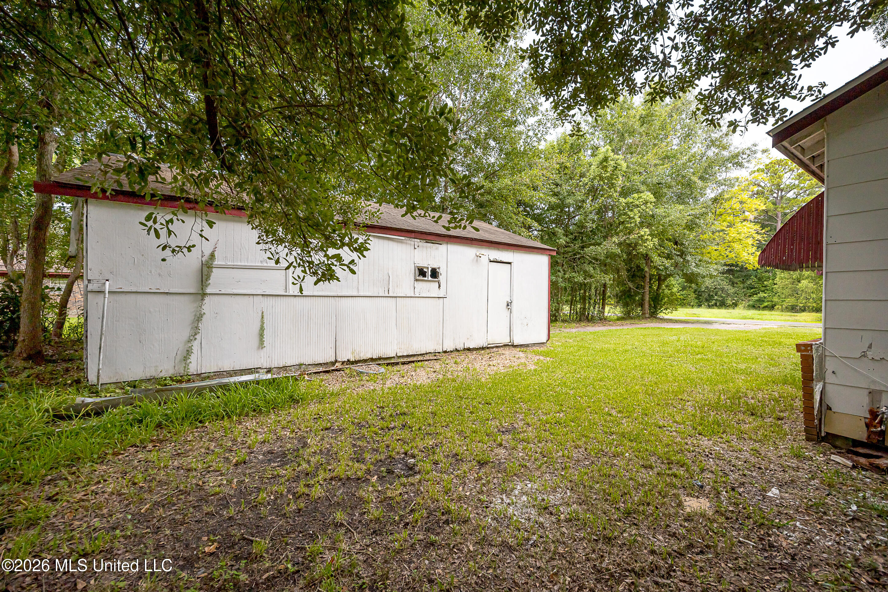 4406 Richard Street Moss Point, MS 39563 - Photo 17 of 39 IMG_4824