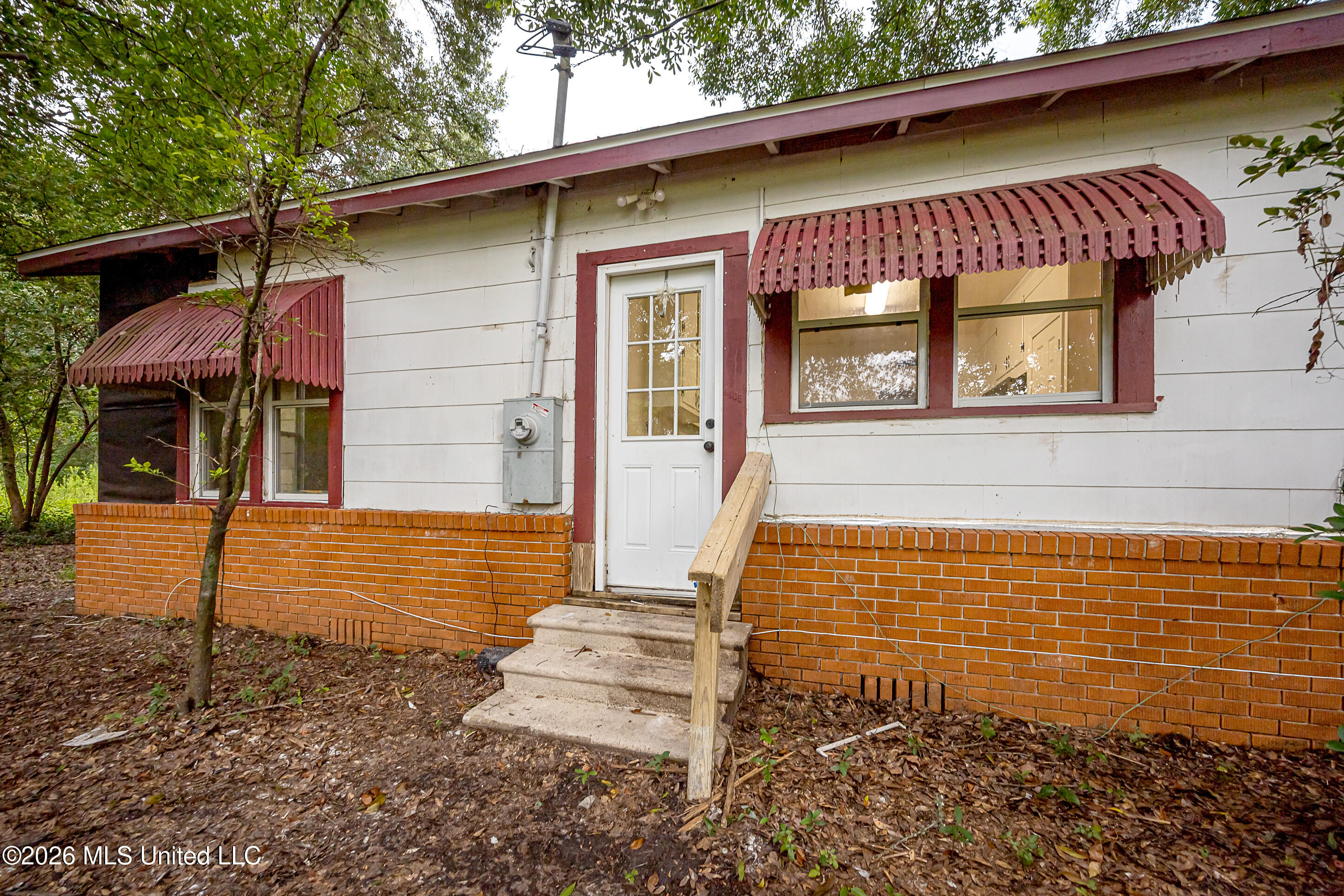 4406 Richard Street Moss Point, MS 39563 - Photo 3 of 39 IMG_4818