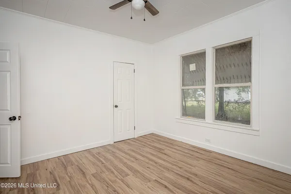 $1,400 | 4406 Richard Street, Moss Point, MS 39563