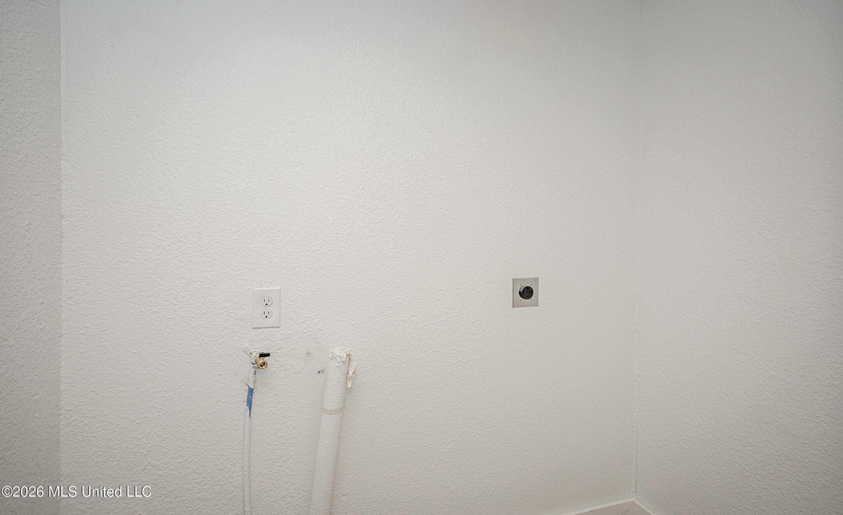 4406 Richard Street Moss Point, MS 39563 - Photo 38 of 39 IMG_4869