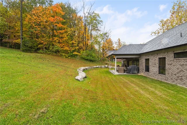 $389,000 | 2703 Clearstream Court, New Albany, IN 47150