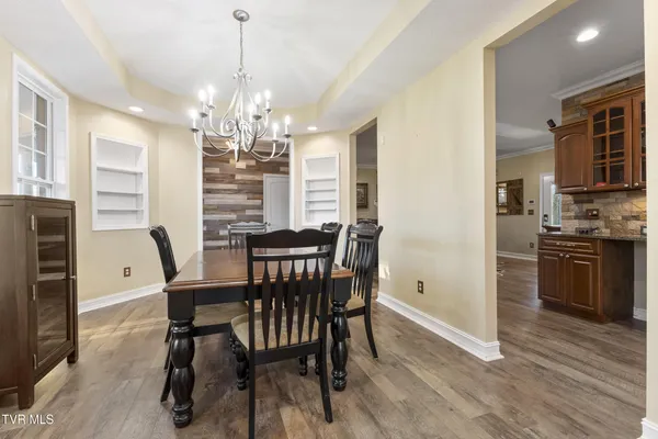 $999,000 | 3017 Hardy Road, White Pine, TN 37890