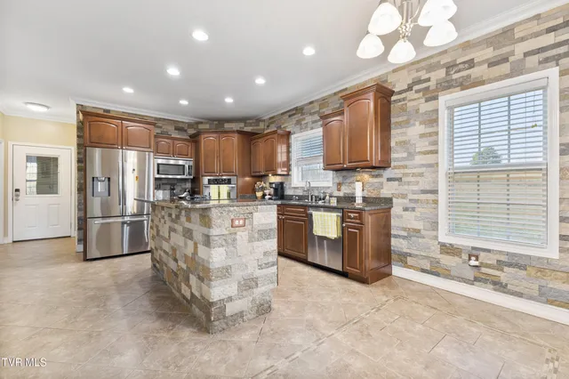 $1,200,000 | 3017 Hardy Road, White Pine, TN 37890