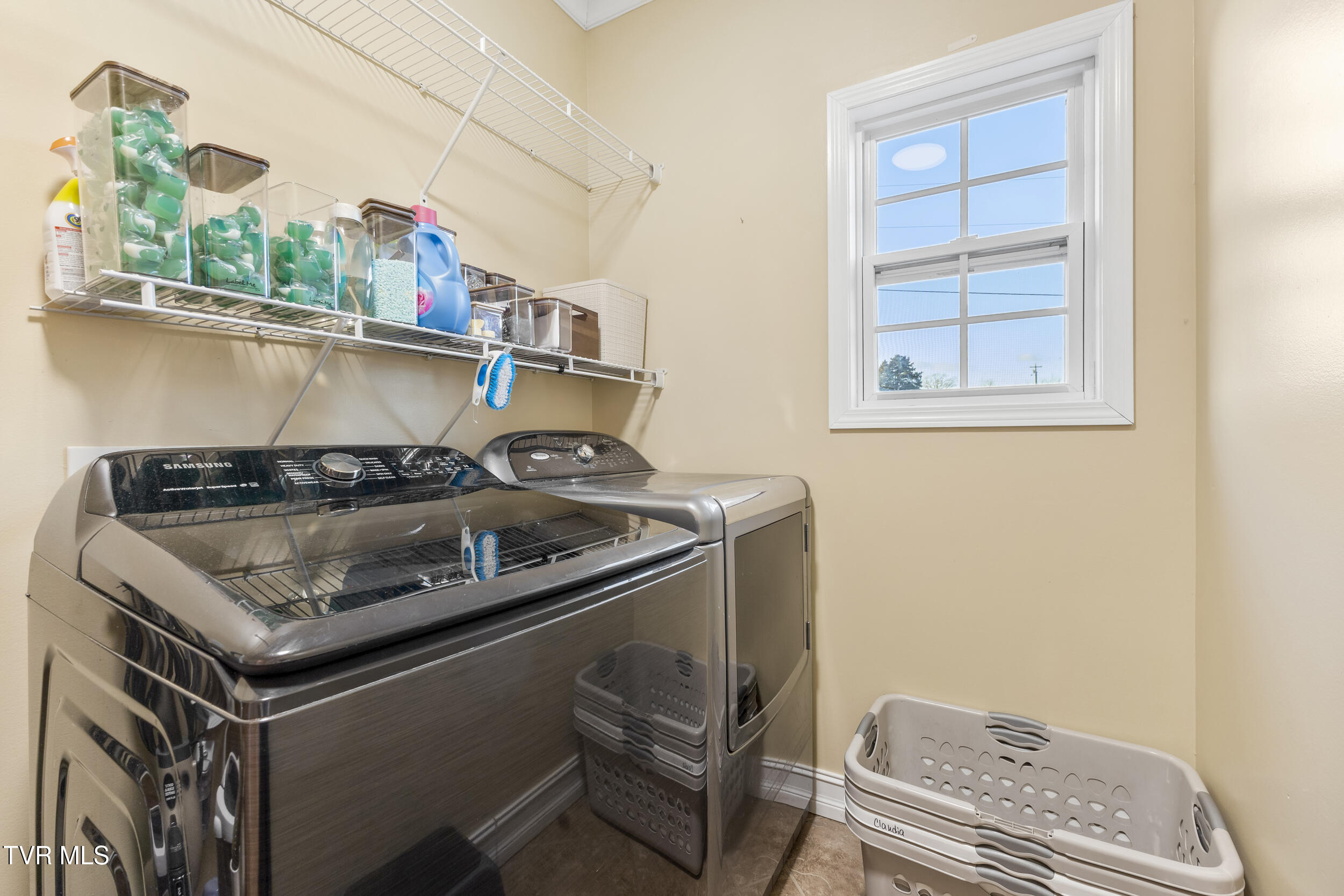 3017 Hardy Road White Pine, TN 37890 - Photo 24 of 62 25_img_3014