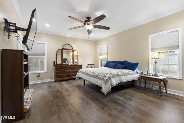 $999,000 | 3017 Hardy Road, White Pine, TN 37890