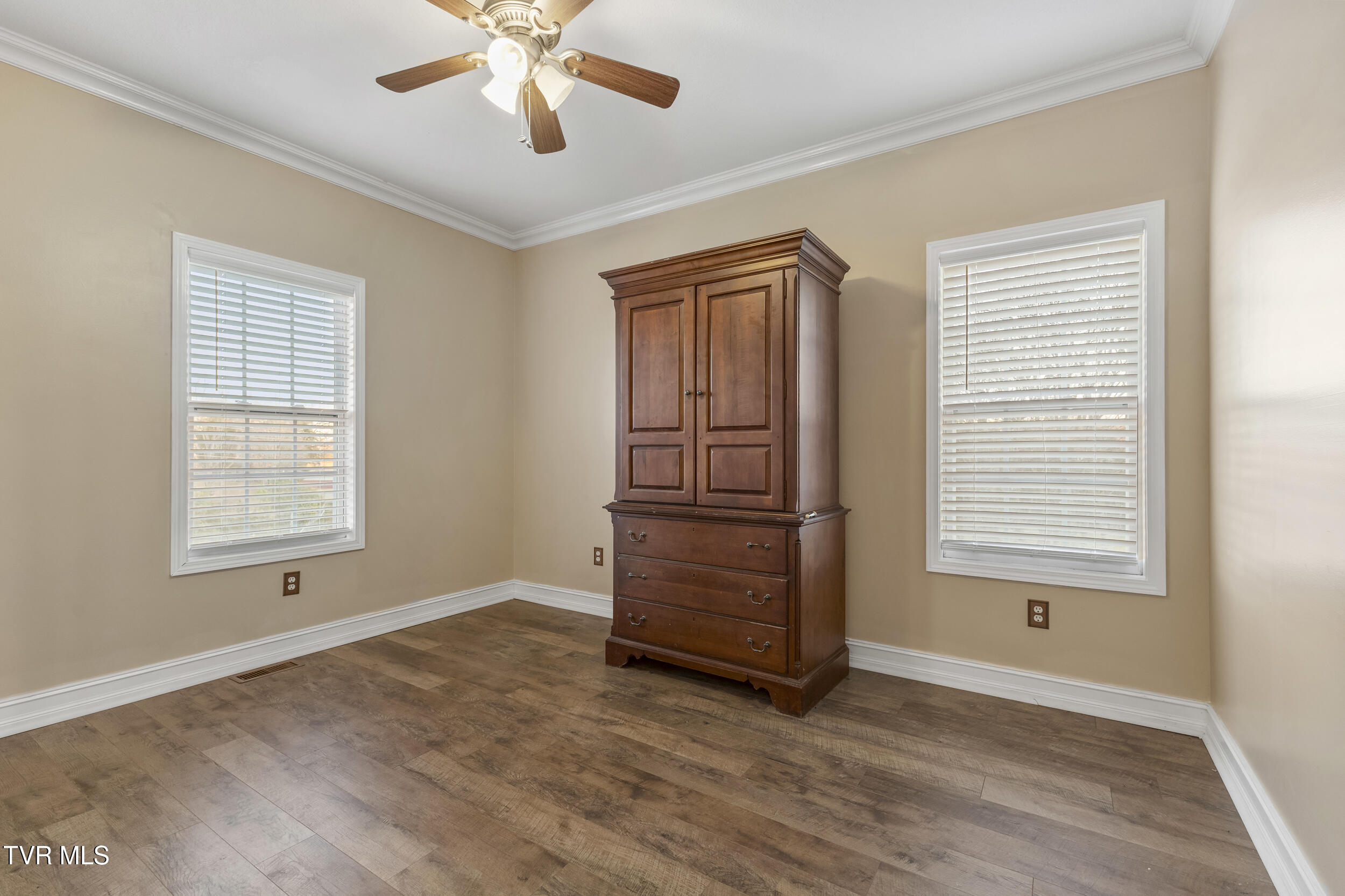 3017 Hardy Road White Pine, TN 37890 - Photo 40 of 60 43_img_3080
