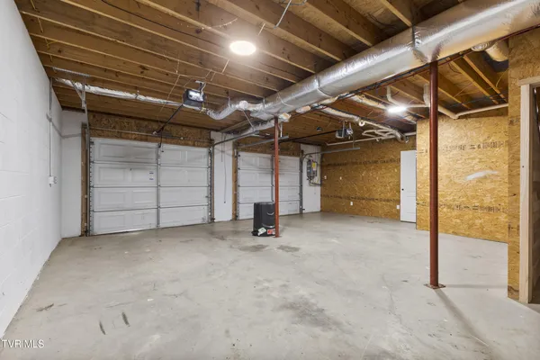 $999,000 | 3017 Hardy Road, White Pine, TN 37890