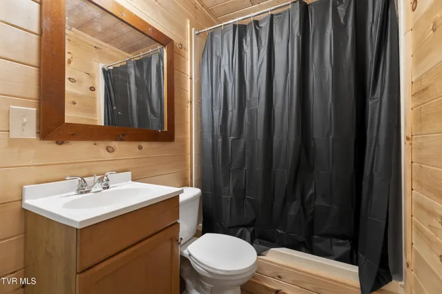 $1,200,000 | 3017 Hardy Road, White Pine, TN 37890