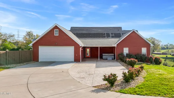 $999,000 | 3017 Hardy Road, White Pine, TN 37890