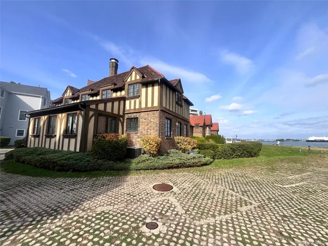 $1,500,000 | 168-15 Powells Cove Boulevard | Beechhurst