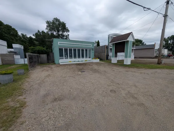 $495,000 | 19409 Highway 12, New Buffalo, MI 49117