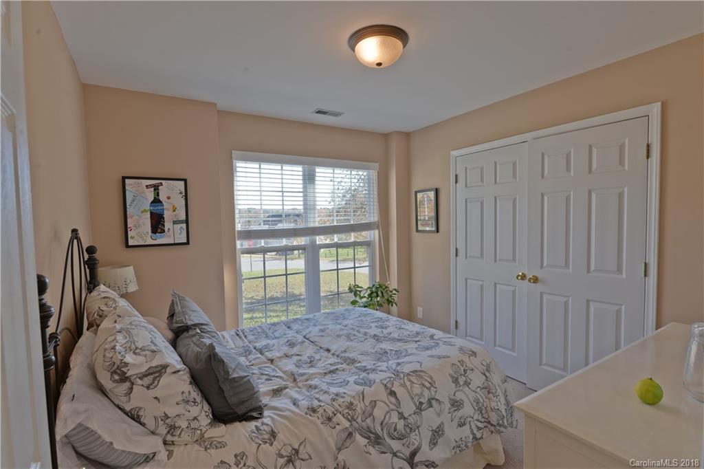 480 Fox Ridge Court Denver, NC 28037 - Photo 9 of 13