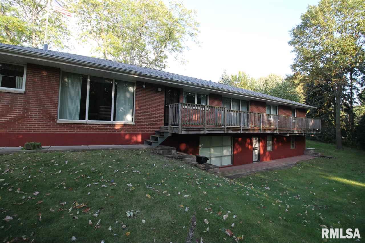9218 North Pine Tree Road Peoria, IL 61615 - Photo 2 of 20 Gallery Image 2