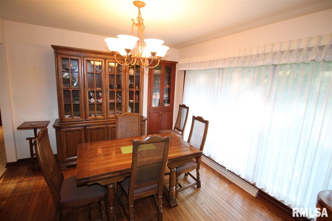 9218 North Pine Tree Road Peoria, IL 61615 - Photo 7 of 20 Gallery Image 7