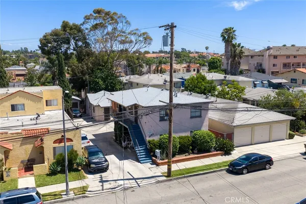 $1,200,000 | 1062 Termino Avenue, Long Beach, CA 90804