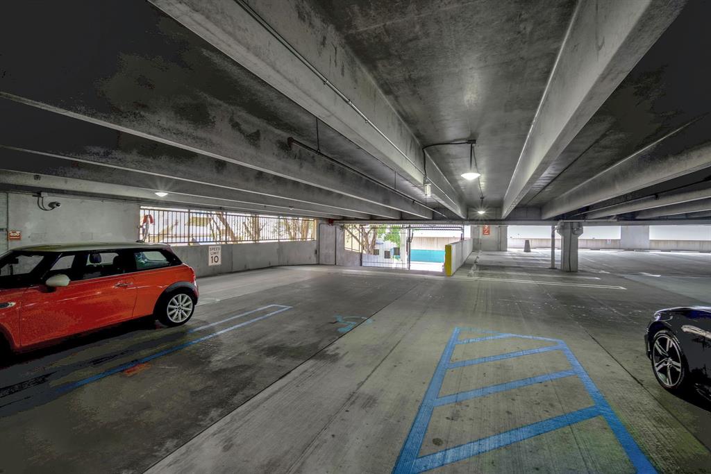 630 South Sapodilla Avenue, Unit 407 West Palm Beach, FL 33401 - Photo 25 of 25 a view of parking garage