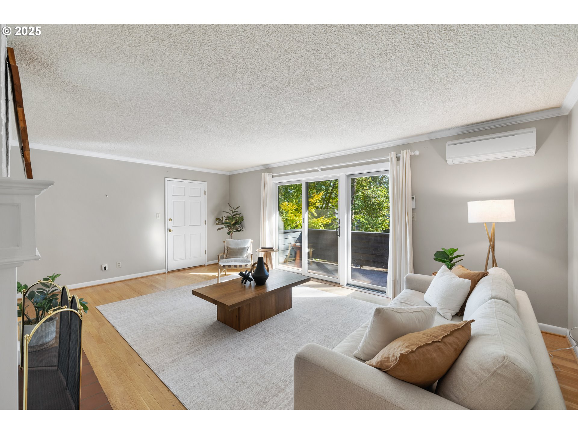 2425 Southwest 19th Avenue, Unit 9 Portland, OR 97201 - Photo 11 of 45 Gallery Image 11