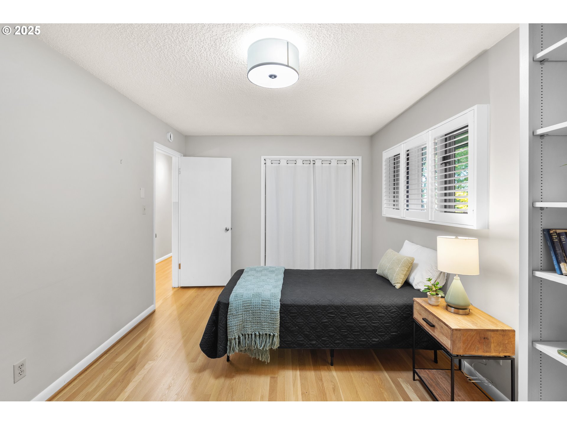 2425 Southwest 19th Avenue, Unit 9 Portland, OR 97201 - Photo 25 of 45 Gallery Image 25