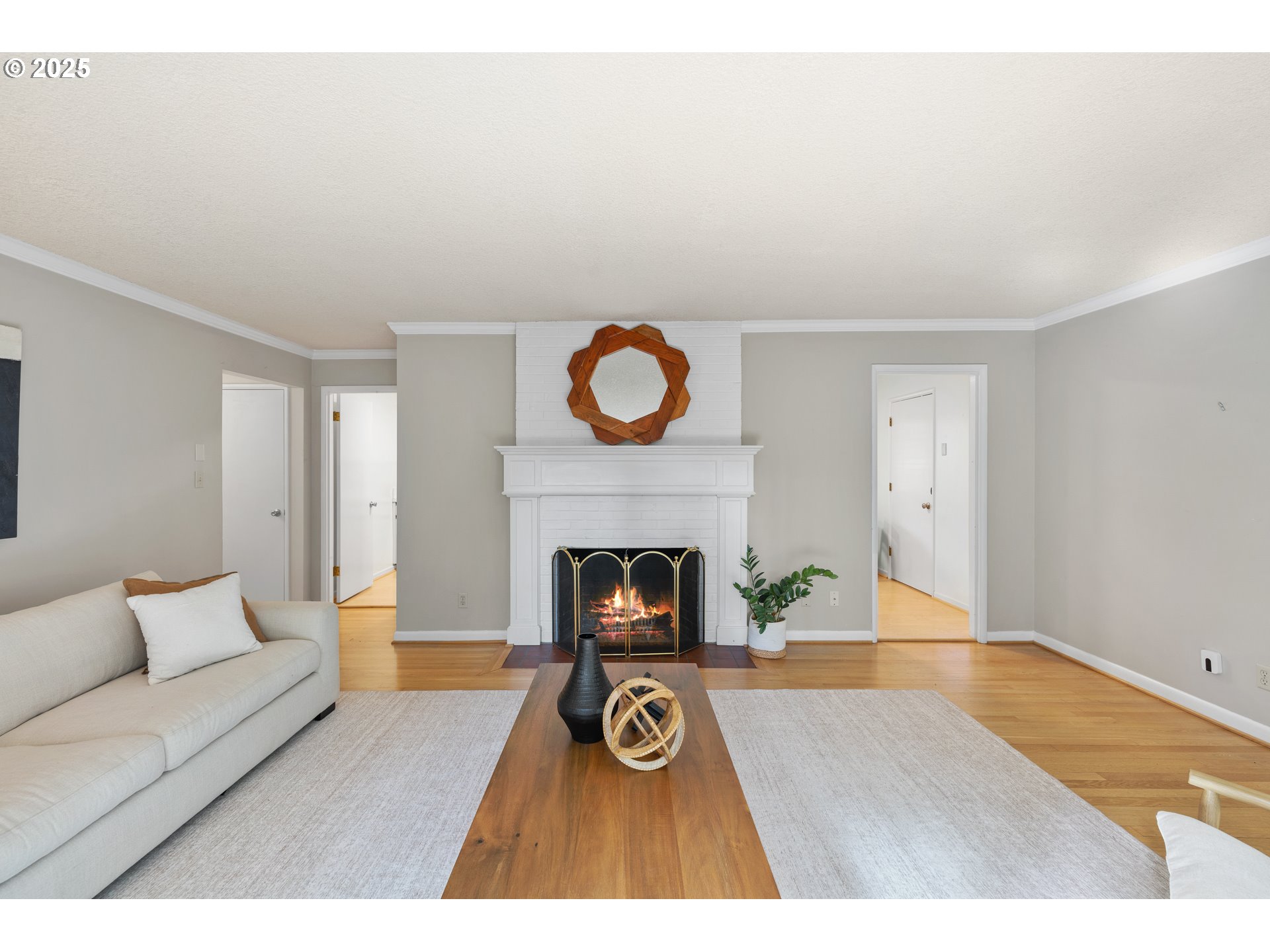 2425 Southwest 19th Avenue, Unit 9 Portland, OR 97201 - Photo 10 of 45 Gallery Image 10