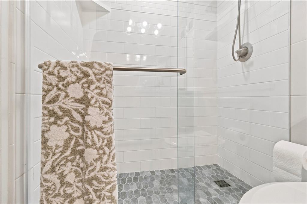 4545 Wornall Road, Unit 609 Kansas City, MO 64111 - Photo 26 of 34