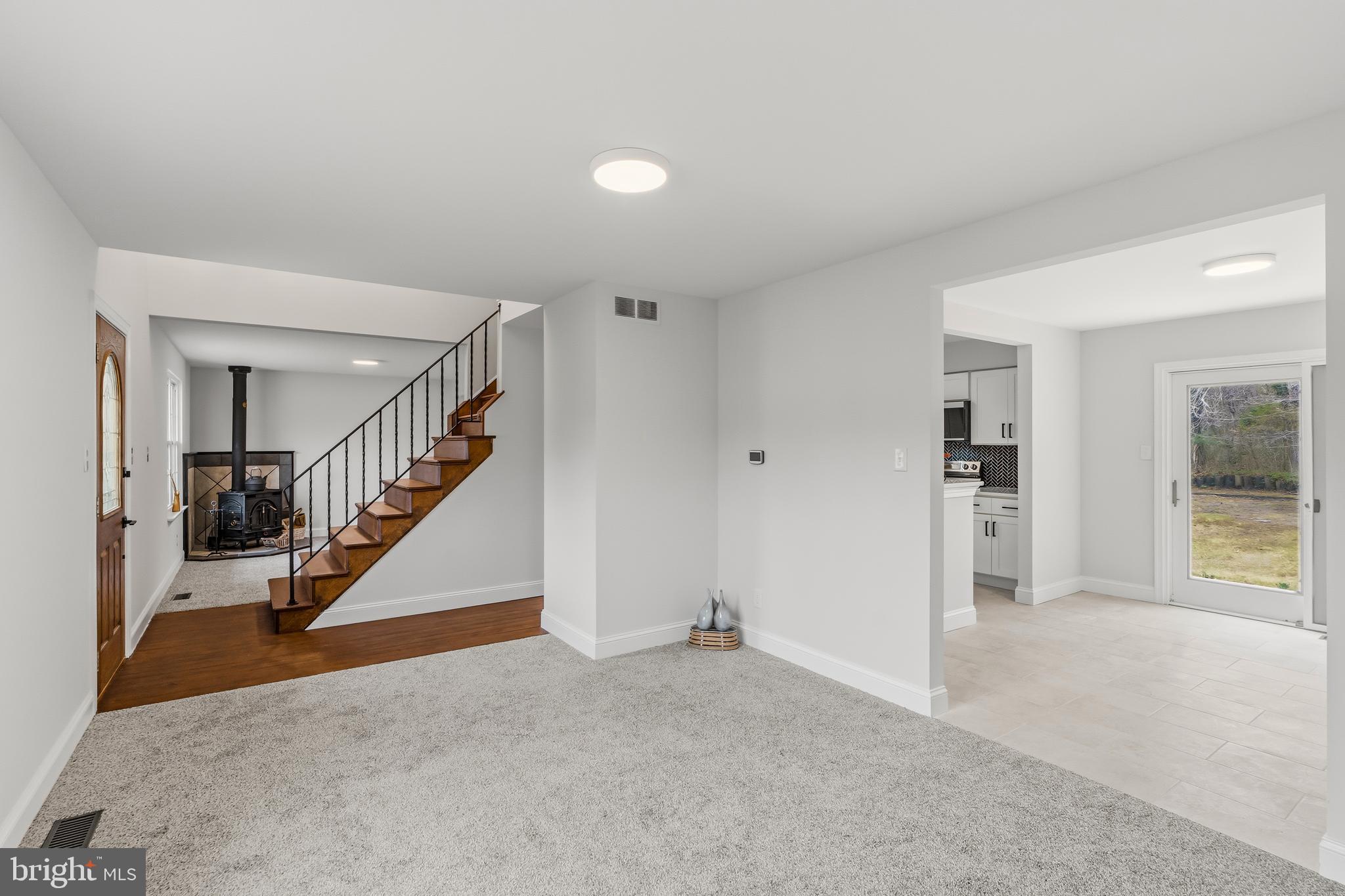 107 Joyce Way Marlton, NJ 08053 - Photo 16 of 31