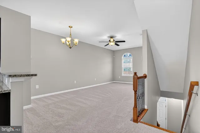 a view of livingroom with furniture