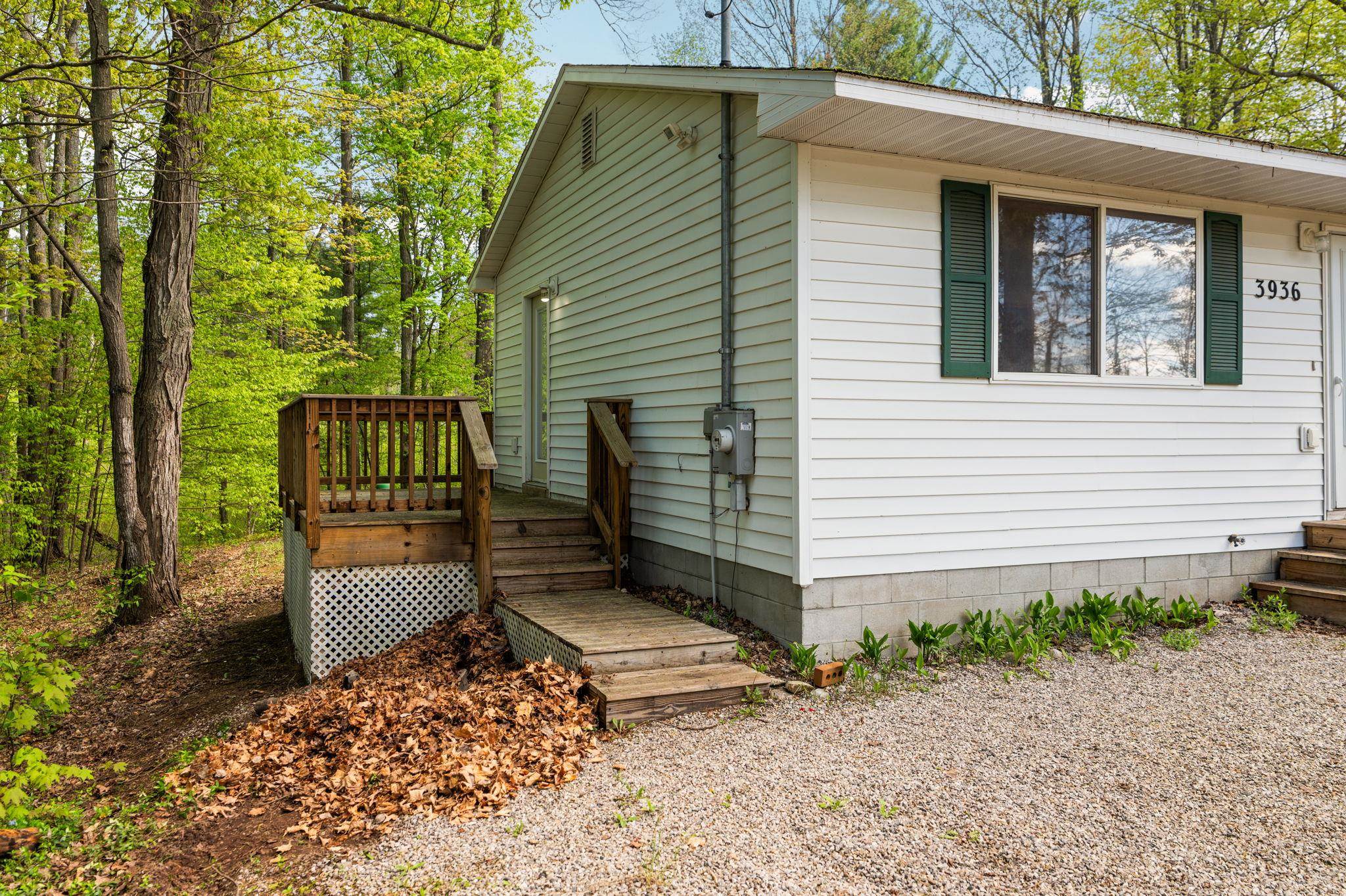 3936 Jeri Road Interlochen, MI 49643 - Photo 18 of 37