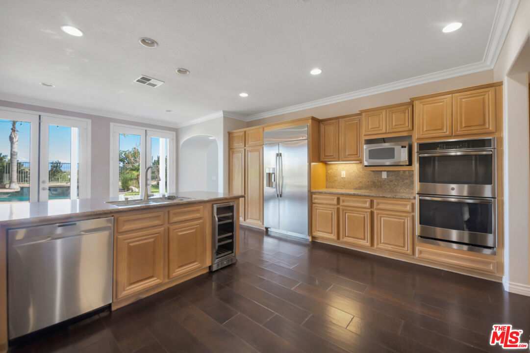 25417 Magnolia Lane Stevenson Ranch, CA 91381 - Photo 17 of 68