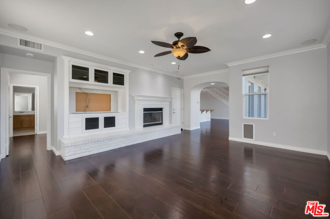 25417 Magnolia Lane Stevenson Ranch, CA 91381 - Photo 23 of 68