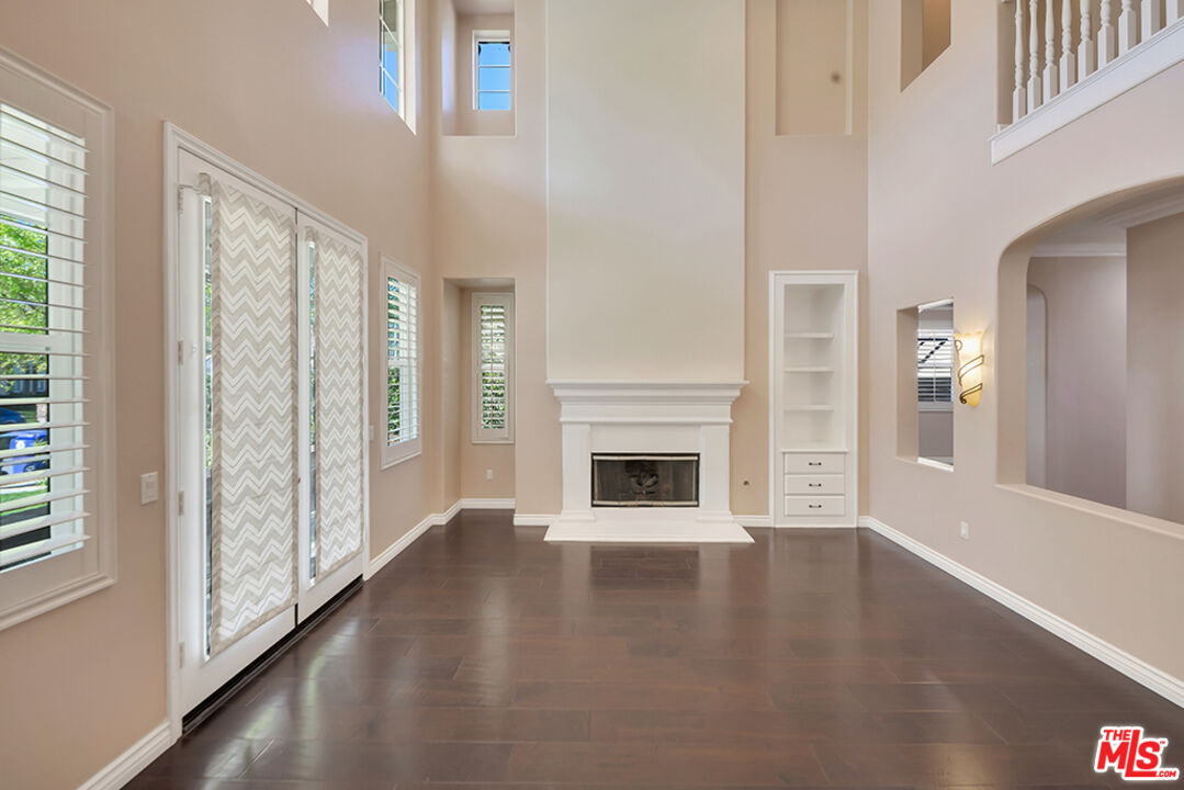 25417 Magnolia Lane Stevenson Ranch, CA 91381 - Photo 7 of 68