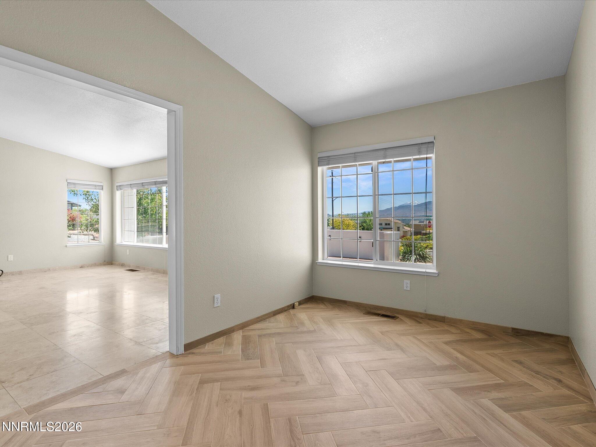 695 Kane Court Reno, NV 89512 - Photo 24 of 66 30-695 Kane Ct-120