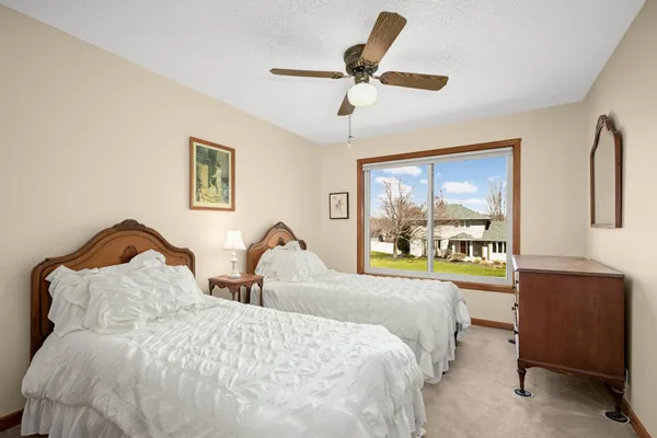 $499,000 | 13004 Highpoint Curve, Burnsville, MN 55337