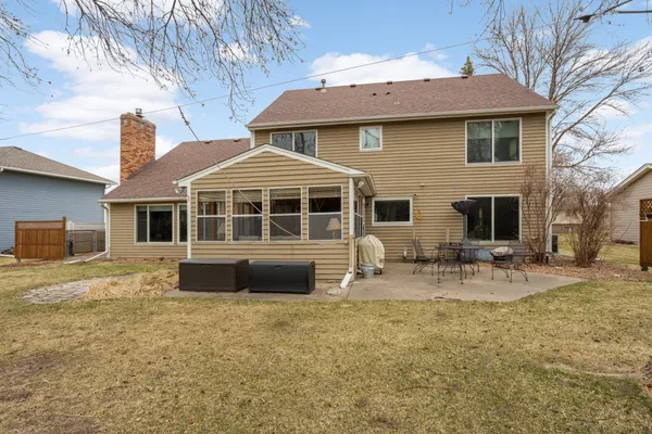 $499,000 | 13004 Highpoint Curve, Burnsville, MN 55337