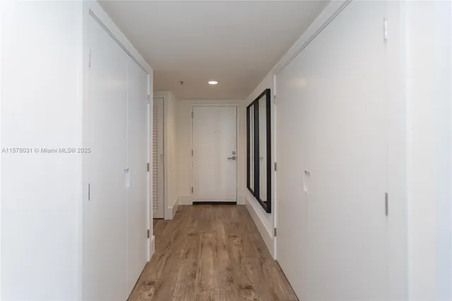 $7,900 | 90 Alton Road, Unit 1411, Miami Beach, FL 33139