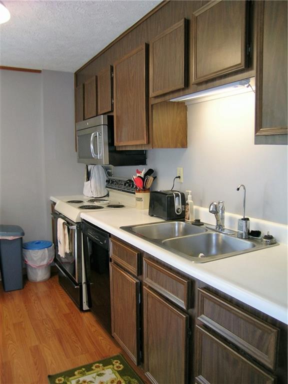 363 Partridge Run Road Gibsonia, PA 15044 - Photo 7 of 25 Kitchen view 2