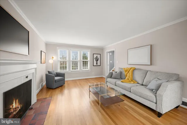 $839,900 | 10310 Naglee Road, Silver Spring, MD 20903