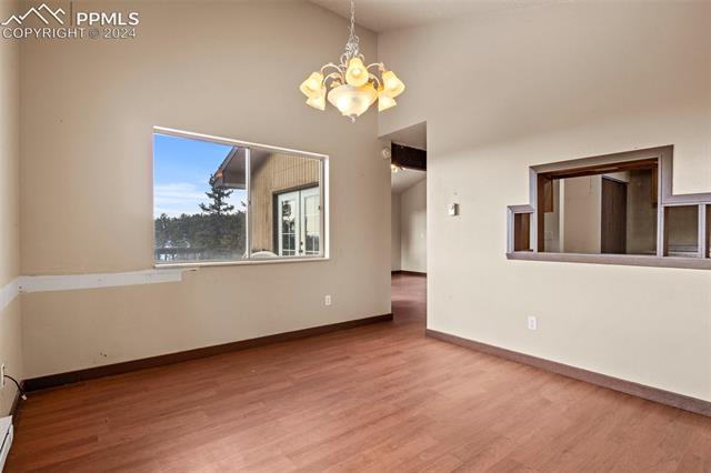 371 Rangeview Road Divide, CO 80814 - Photo 18 of 34 Dining Room