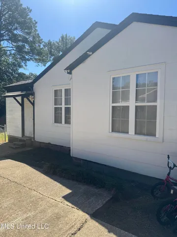 $105,000 | 811 Kenwood Lane, Natchez, MS 39120