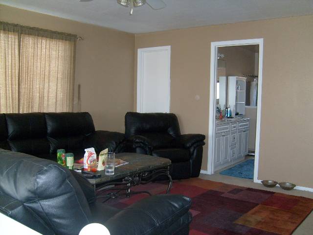 2085 Elmcrest Drive Reno, NV 89503 - Photo 4 of 8 Photo 4
