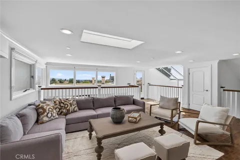 $1,999,999 | 818 North Juanita Avenue, Unit B, Redondo Beach, CA 90277