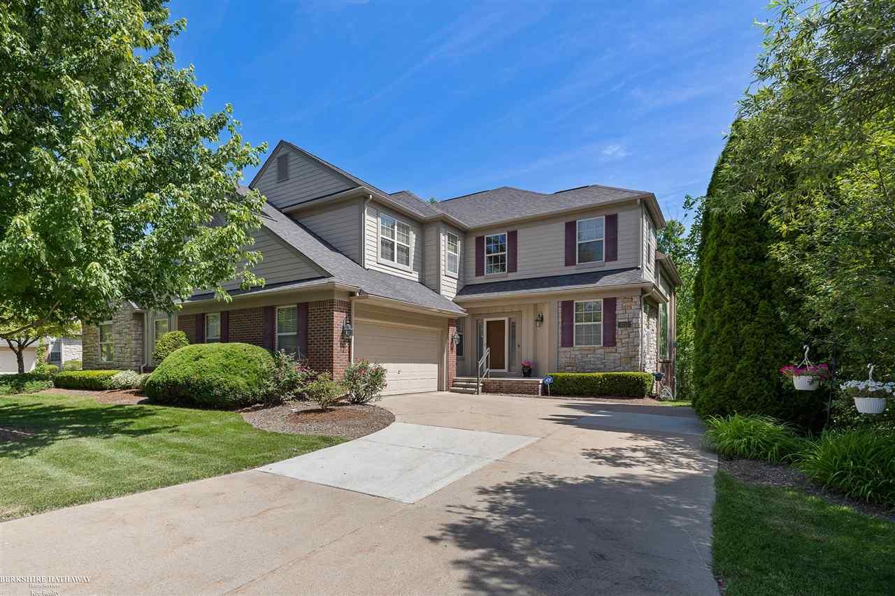 3713 Winding Brk Circle Rochester, MI 48309 - Photo 2 of 64 50079967-2.JPG