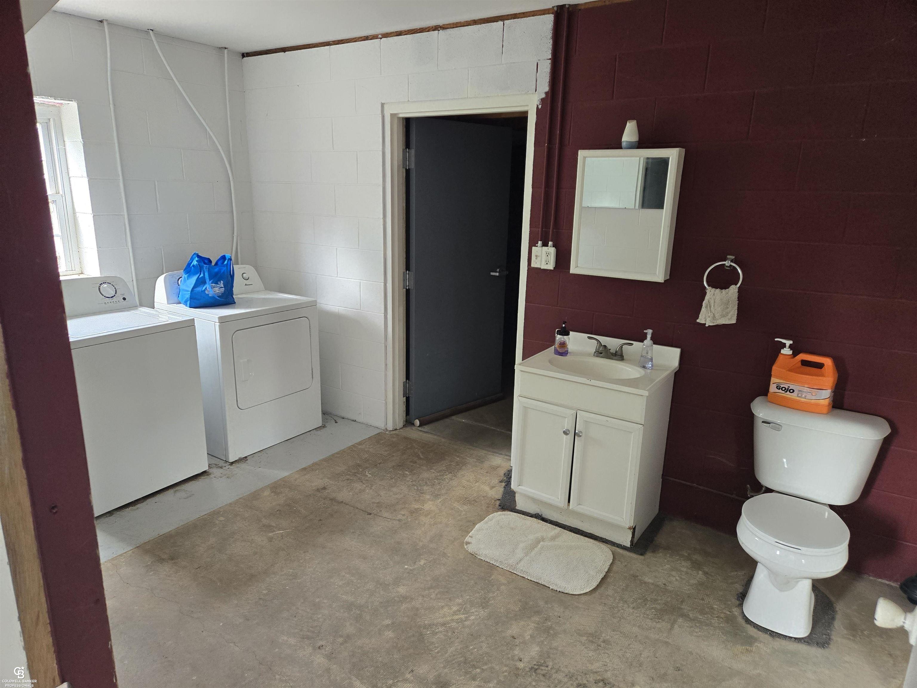 12025 Rynn Road Emmett, MI 48022 - Photo 14 of 33 Bth/Utility